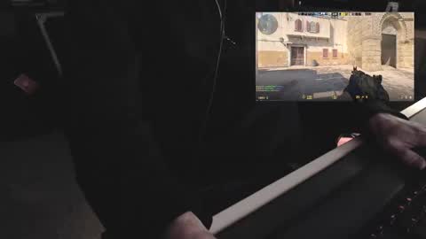 Snapshot of _dmc chatting on 25, 12, 2024 _dmc online show from 25, 12, 2024