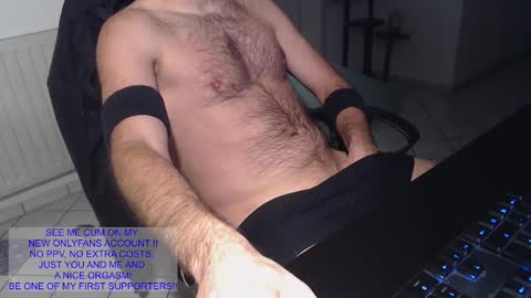 Snapshot of _dmc chatting on 3, 11, 2025 _dmc online show from 3, 11, 2025