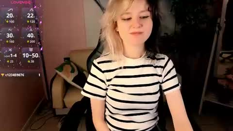 Snapshot of _drift_baby_ chatting on 25, 7, 2026 Mao online show from 25, 7, 2026