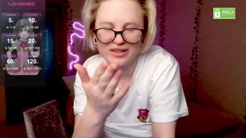 Snapshot of _elven_dreams__ chatting on 9, 2, 2025 chloue and Gretta online show from 9, 2, 2025