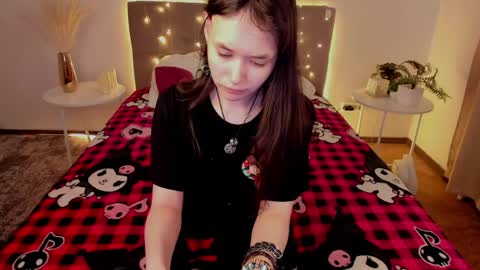 Snapshot of _emily__strike_ chatting on 18, 5, 2026 _emily__strike_ online show from 18, 5, 2026