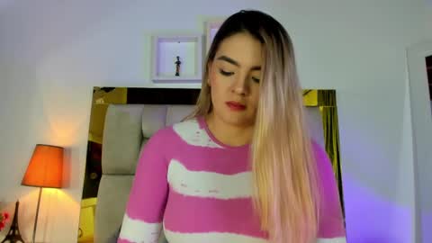 Isabella online show from 4, 3, 2025