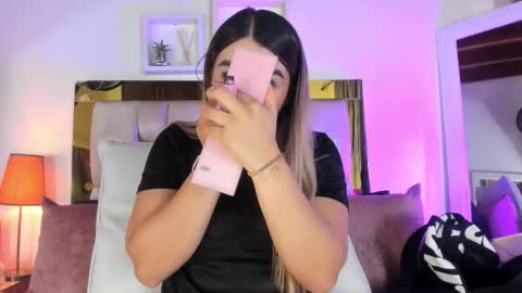 Isabella online show from 20, 10, 2025