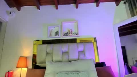 Isabella online show from 28, 10, 2025