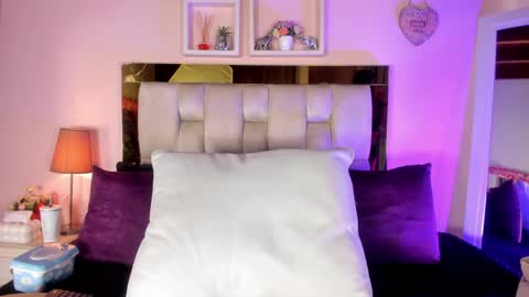 Isabella online show from 23, 4, 2026