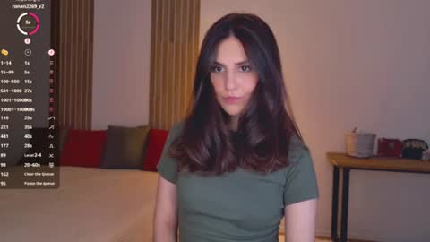 Snapshot of _esmeraldiyaa_ chatting on 24, 7, 2026 _esmeraldiyaa_ online show from 24, 7, 2026