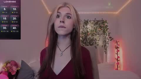 Snapshot of _eva_pleasure_ chatting on 17, 9, 2025 Eva online show from 17, 9, 2025