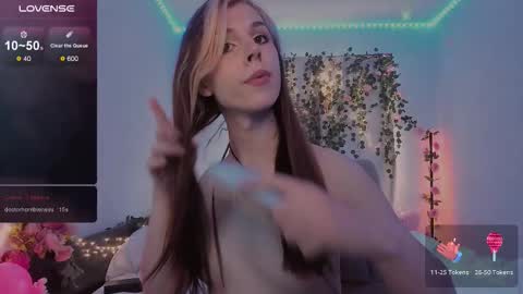 Snapshot of _eva_pleasure_ chatting on 25, 9, 2025 Eva online show from 25, 9, 2025