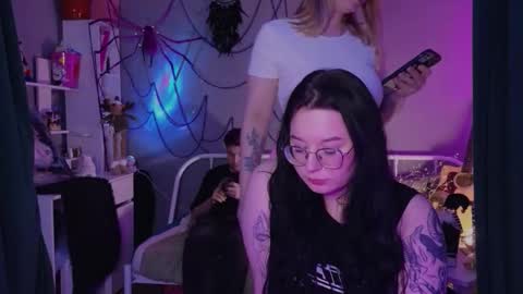 KENDALL  NATHAN MARRY  RYANPVT IS OPEN online show from 2, 11, 2025