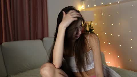 Snapshot of _fluffybunny_ chatting on 24, 12, 2024 Goldy Grace online show from 24, 12, 2024