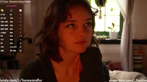 Jacqui  Queen goddess motorcycle mozzarella Jaq  next livestream see bio online show from 18, 12, 2024