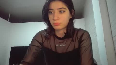 Mia-foster online show from 16, 12, 2025