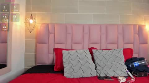 _gia_rose online show from 21, 9, 2025