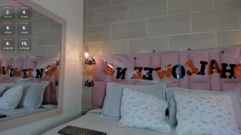 _gia_rose online show from 17, 10, 2025