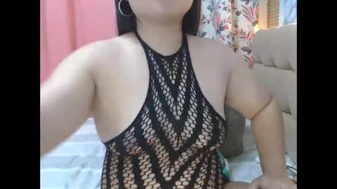 Snapshot of _glamour_ chatting on 4, 4, 2026 glamour online show from 4, 4, 2026