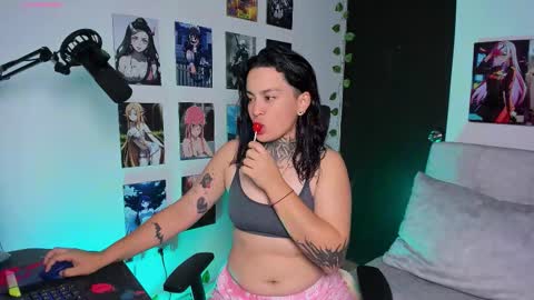 Snapshot of _gleep chatting on 13, 10, 2025 LEEP online show from 13, 10, 2025