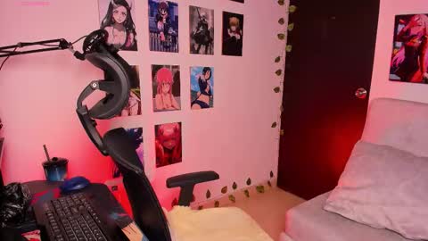 Snapshot of _gleep chatting on 14, 10, 2025 LEEP online show from 14, 10, 2025