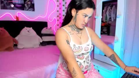 Snapshot of _gleep chatting on 29, 10, 2025 LEEP online show from 29, 10, 2025