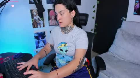 Snapshot of _gleep chatting on 10, 11, 2025 LEEP online show from 10, 11, 2025