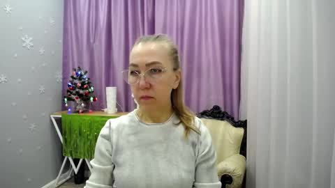 Snapshot of _greybunny_ chatting on 29, 12, 2024 _greybunny_ online show from 29, 12, 2024