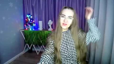 Snapshot of _greybunny_ chatting on 31, 12, 2024 _greybunny_ online show from 31, 12, 2024