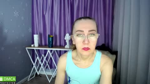 Snapshot of _greybunny_ chatting on 31, 1, 2025 _greybunny_ online show from 31, 1, 2025