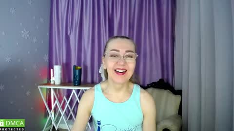 Snapshot of _greybunny_ chatting on 21, 2, 2025 _greybunny_ online show from 21, 2, 2025
