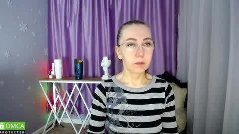 Snapshot of _greybunny_ chatting on 23, 2, 2025 _greybunny_ online show from 23, 2, 2025