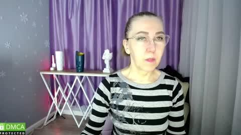 Snapshot of _greybunny_ chatting on 5, 3, 2025 _greybunny_ online show from 5, 3, 2025