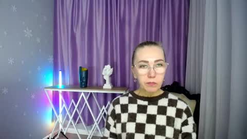 Snapshot of _greybunny_ chatting on 14, 9, 2025 _greybunny_ online show from 14, 9, 2025