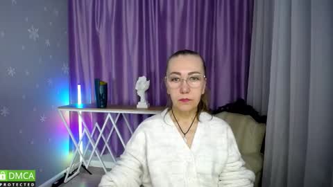 Snapshot of _greybunny_ chatting on 23, 9, 2025 _greybunny_ online show from 23, 9, 2025