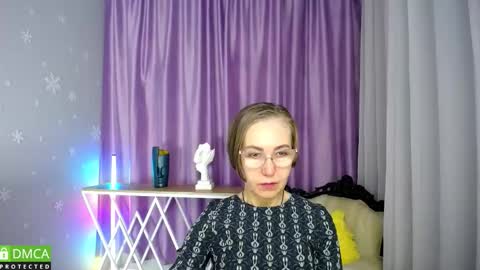 Snapshot of _greybunny_ chatting on 5, 10, 2025 _greybunny_ online show from 5, 10, 2025