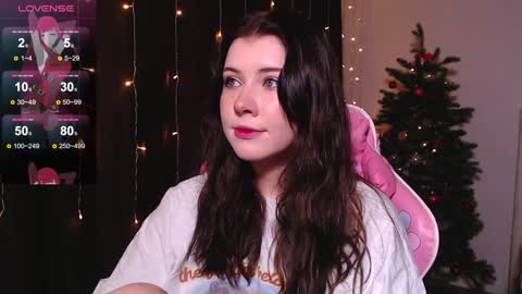 Tori online show from 8, 1, 2025