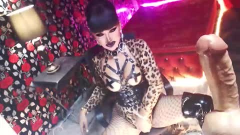 Snapshot of _hailyourqueenx chatting on 23, 9, 2025 GoDDess Chloe online show from 23, 9, 2025