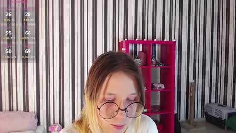 Snapshot of _hanna_moon_ chatting on 12, 2, 2025 Hannaolotl online show from 12, 2, 2025