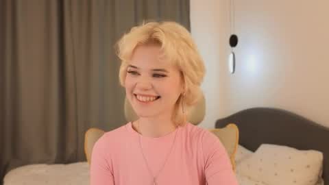 Snapshot of _honnyland chatting on 4, 6, 2026 Alisha online show from 4, 6, 2026