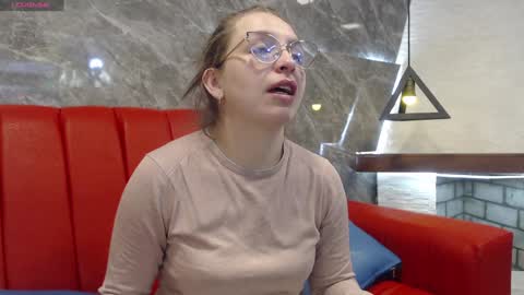 Snapshot of _isaabellaa chatting on 15, 1, 2025 Isa online show from 15, 1, 2025