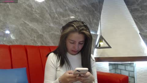 Snapshot of _isaabellaa chatting on 23, 1, 2025 Isa online show from 23, 1, 2025