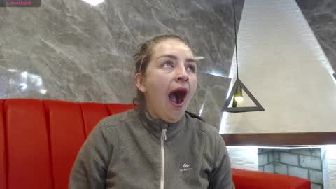 Snapshot of _isaabellaa chatting on 24, 1, 2025 Isa online show from 24, 1, 2025