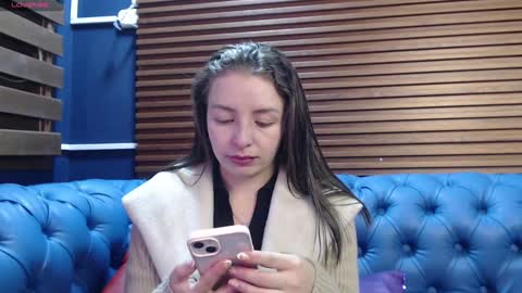 Snapshot of _isaabellaa chatting on 25, 1, 2025 Isa online show from 25, 1, 2025