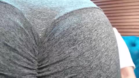 Snapshot of _isaabellaa chatting on 17, 2, 2025 Isa online show from 17, 2, 2025