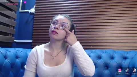 Snapshot of _isaabellaa chatting on 18, 2, 2025 Isa online show from 18, 2, 2025