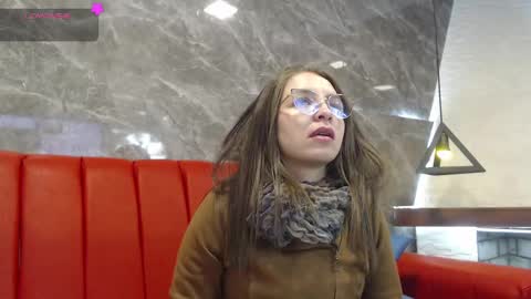 Snapshot of _isaabellaa chatting on 10, 3, 2025 Isa online show from 10, 3, 2025