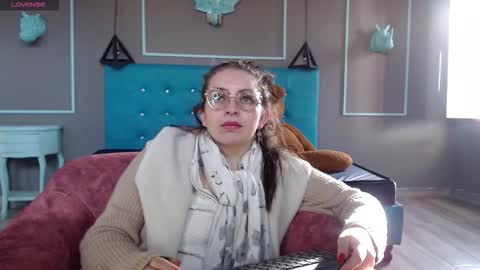 Snapshot of _isaabellaa chatting on 25, 9, 2025 Isa online show from 25, 9, 2025