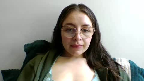 Snapshot of _isaabellaa chatting on 30, 9, 2025 Isa online show from 30, 9, 2025