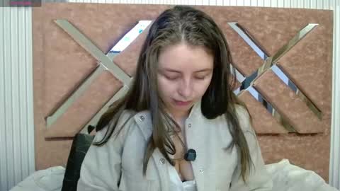 Snapshot of _isaabellaa chatting on 9, 6, 2026 Isa online show from 9, 6, 2026