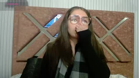 Snapshot of _isaabellaa chatting on 13, 6, 2026 Isa online show from 13, 6, 2026