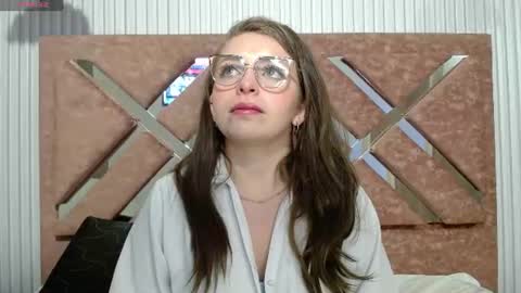Snapshot of _isaabellaa chatting on 28, 6, 2026 Isa online show from 28, 6, 2026