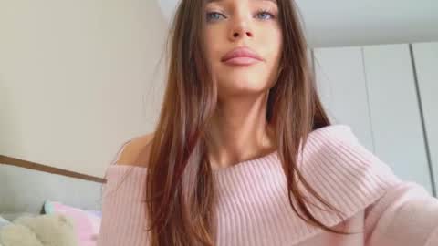 isia online show from 20, 12, 2025