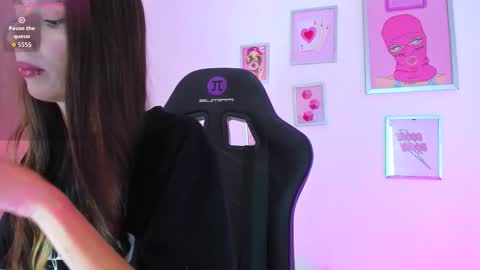 Snapshot of _ivanna_volk chatting on 13, 10, 2025 Ivanna online show from 13, 10, 2025